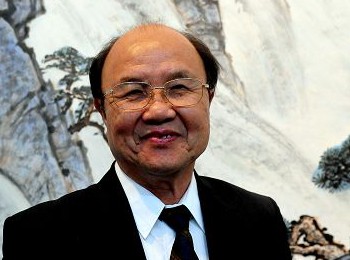 画家 陈章绩