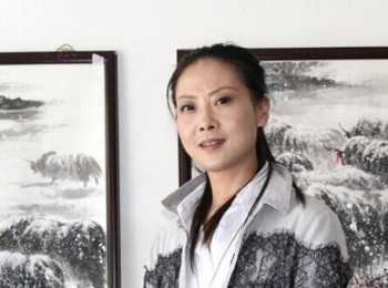画家 王筱丽