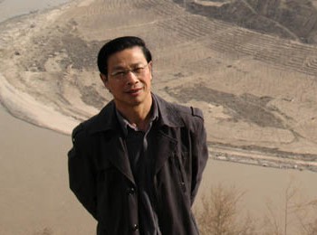 画家 张小祥