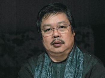 画家 张佩