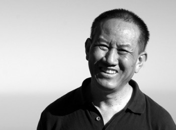 画家 谢东明