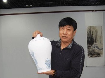 画家 陈黎青