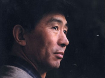 画家 张艺华