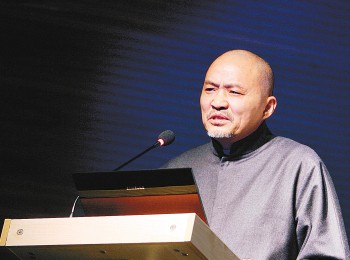 画家 陈绍华