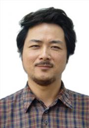 画家 郑越