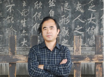 画家 张耀明