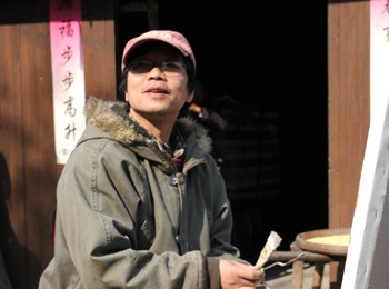画家 梁力宏