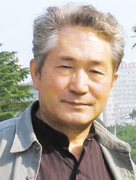 画家 杨麟
