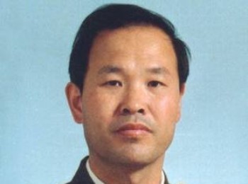 画家 卢培君