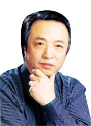 画家 张冠哲