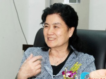 画家 关怡