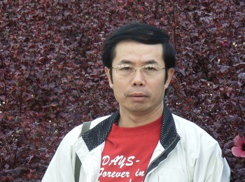画家 许自敬