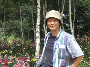 画家 谭小勇