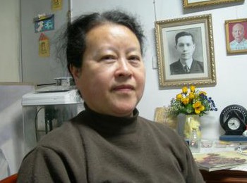 画家 朱霞