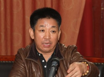 画家 杨华山