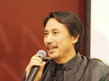 画家 安鼎文