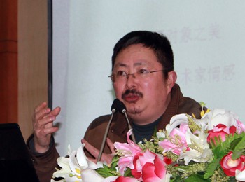 画家 顾平