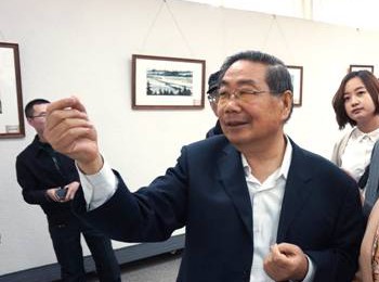 画家 张国材