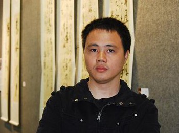 画家 龙锦营
