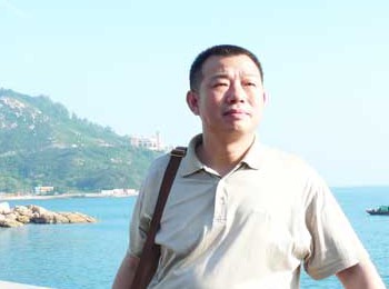 画家 包信源