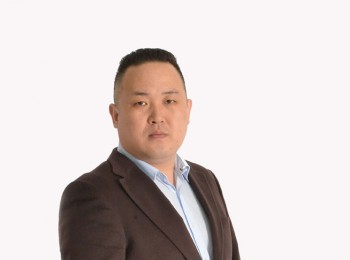 画家 李世刚