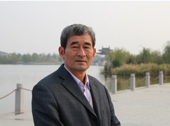 画家 左文汇