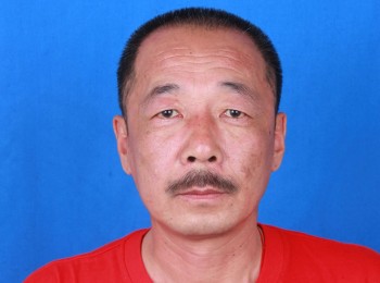 画家 张春孝