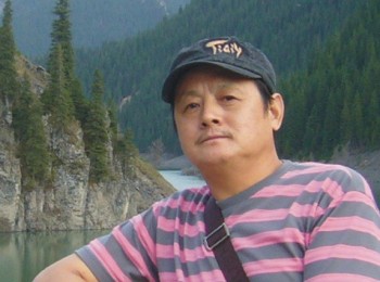 画家 鲁世萍