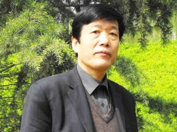 画家 成中艾