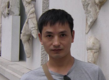画家 何东