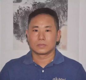 画家 魏贺君