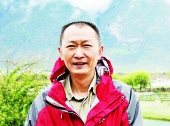 画家 赖柱石