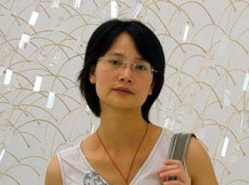 画家 朱雁娴