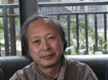 画家 张其昱