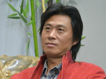画家 朱利群