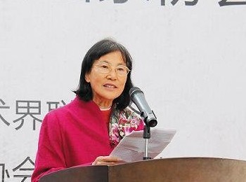 画家 陈桂香