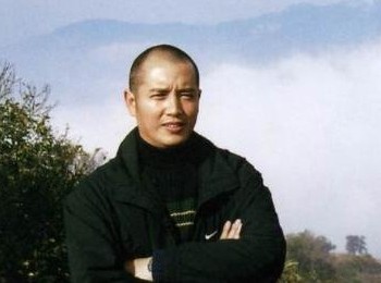 画家 杨卫民