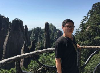 画家 康君