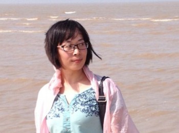 画家 卢洪英