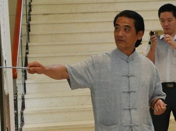 画家 刘荣生