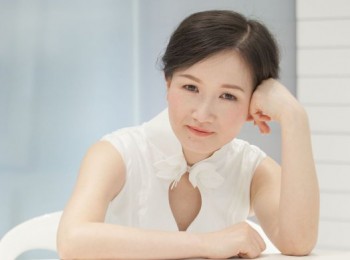 画家 凌雅丽