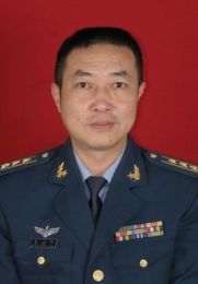 画家 张成华