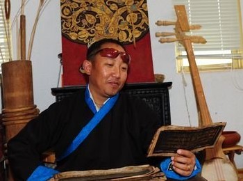 画家 次仁朗杰