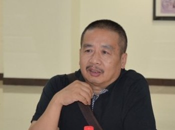 画家 尹少淳