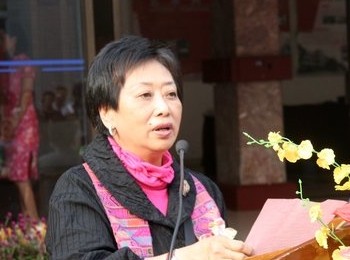 画家 赵伍月柳