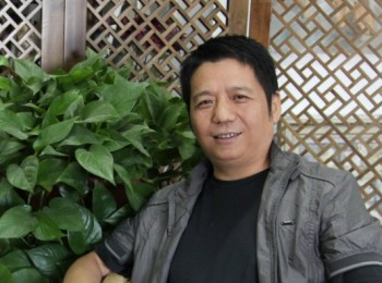 画家 石晓伟