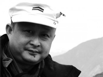 画家 潘闻丞