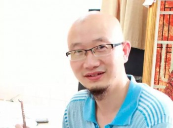 画家 刘飞