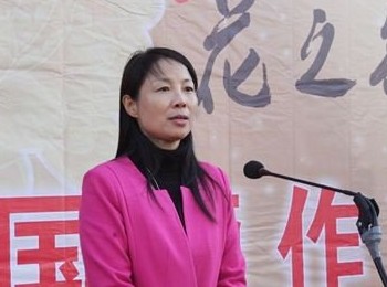 画家 李瑛