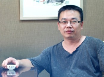 画家 许志挺